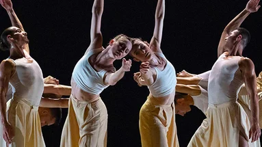 Annonciation, Torpeur, Noces