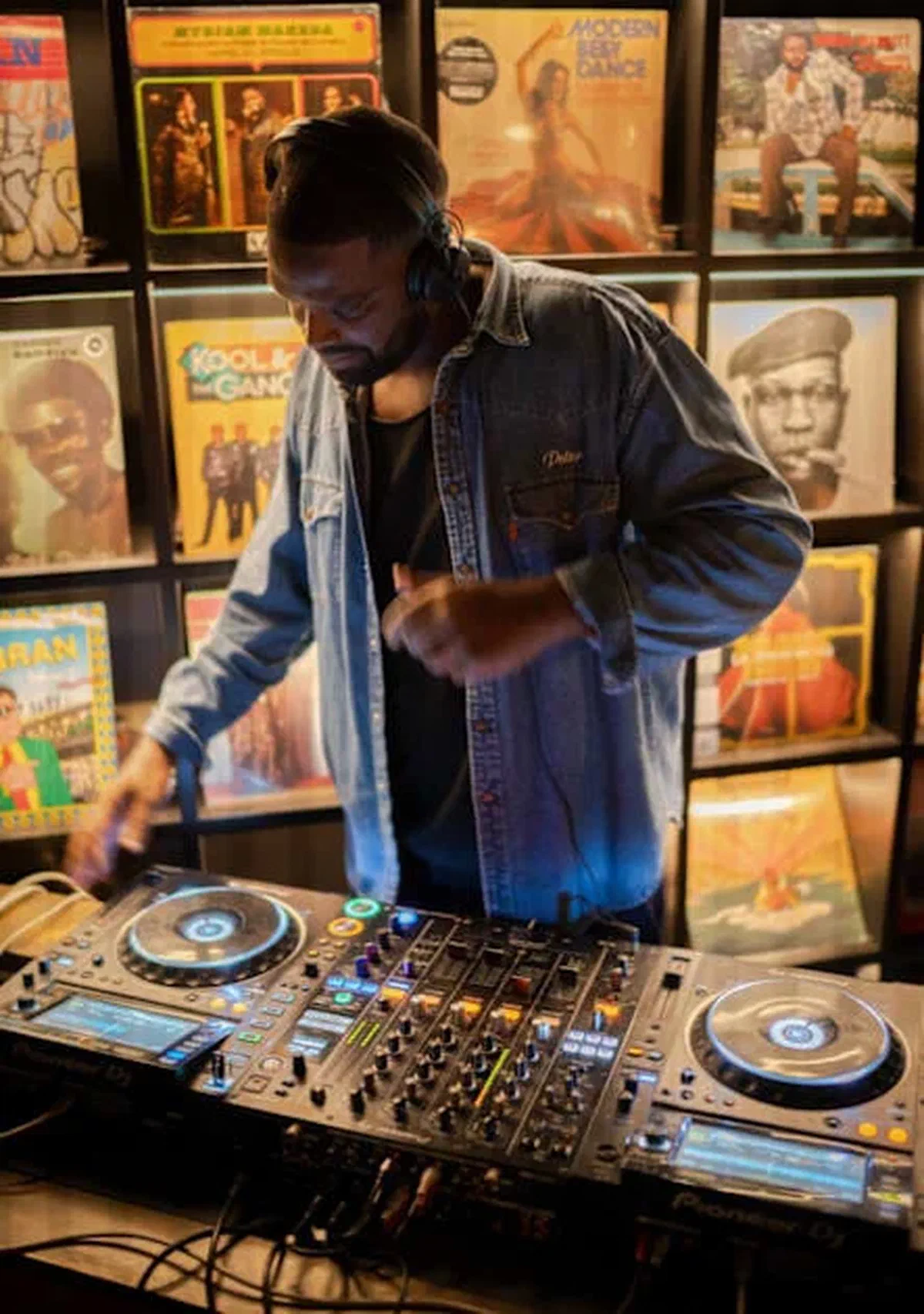 Dj Flag Jones Au Vertigo