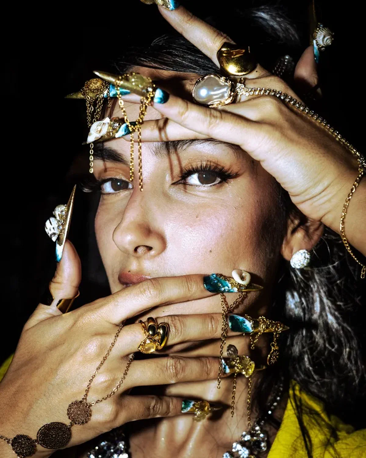 VNight #2 : Queer Anime Characters /•᷅‎‎•᷄\੭